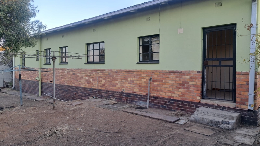  Bedroom Property for Sale in Kroonheuwel Free State